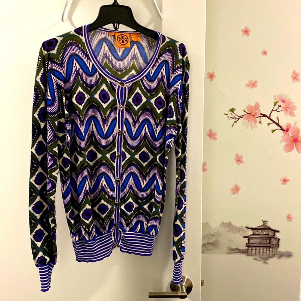 Almost new, Tory Burch, sweater, elegant and stylish, best price ever!